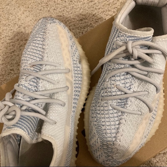 YEEZY 350 V2 Cloud white Boost size 7.5 unisex - Picture 3 of 7